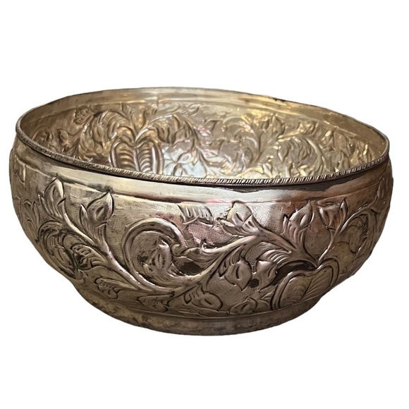 Handcrafted 12" Flower Design Ethnic Silver Bowl Brass Vase Decor, - Picture 1 of 6